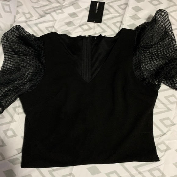 Black puffy-sleeve, casual, crop-top - Picture 1 of 3